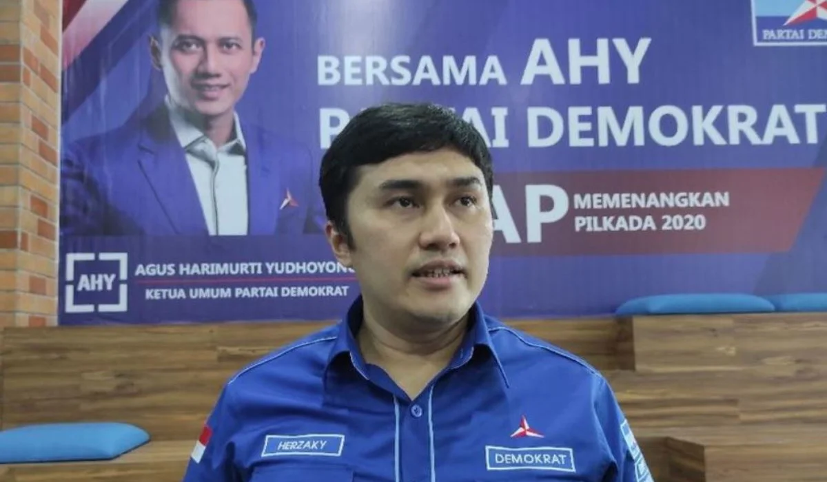 Heboh!-Demokrat-Bantah-Soal-Dugaan-Partai-Biru-di-Balik-Isu-Ijazah-Jokowi