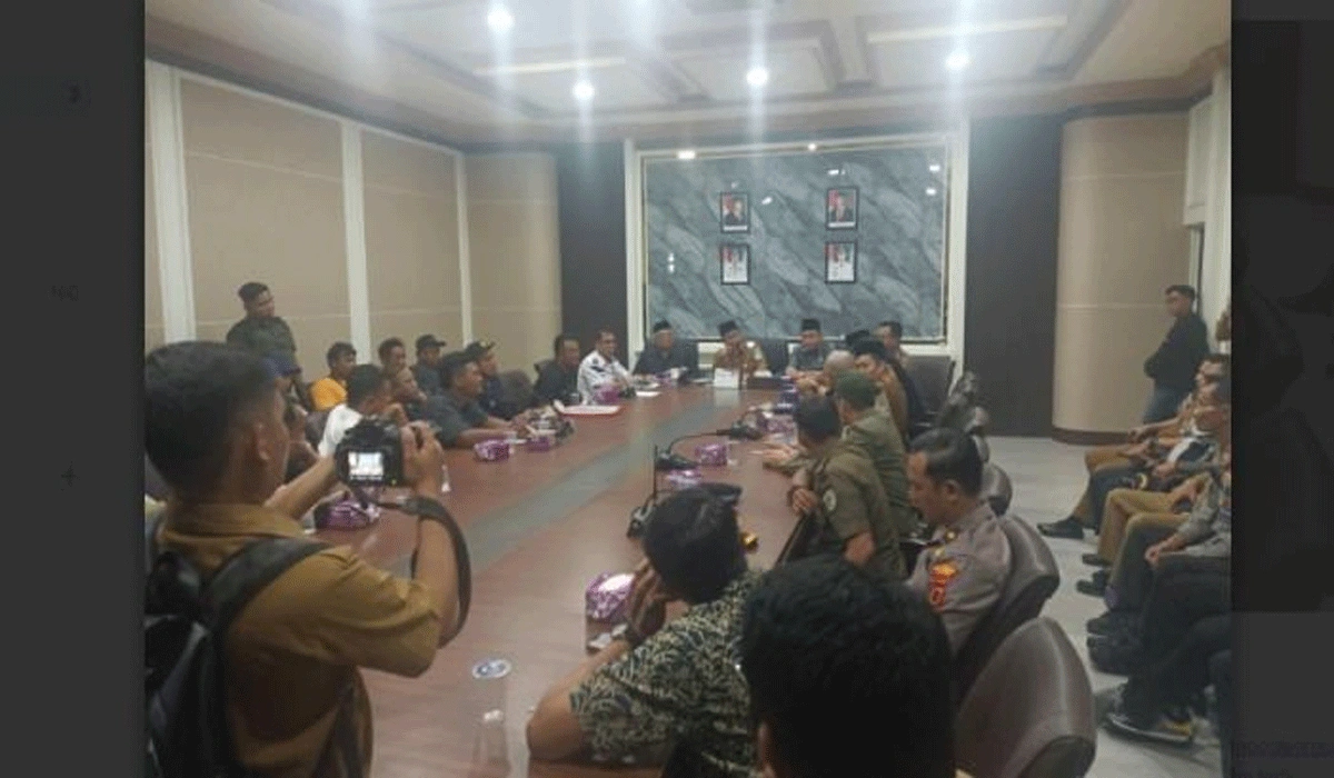 Desakan Sopir dan Aktivitas Lapangan