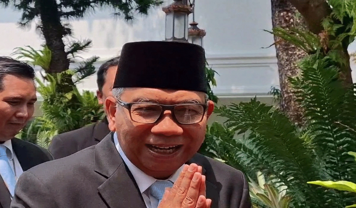 Prabowo Lantik Ketua, Wakil Ketua dan Anggota Baru LPS di Istana