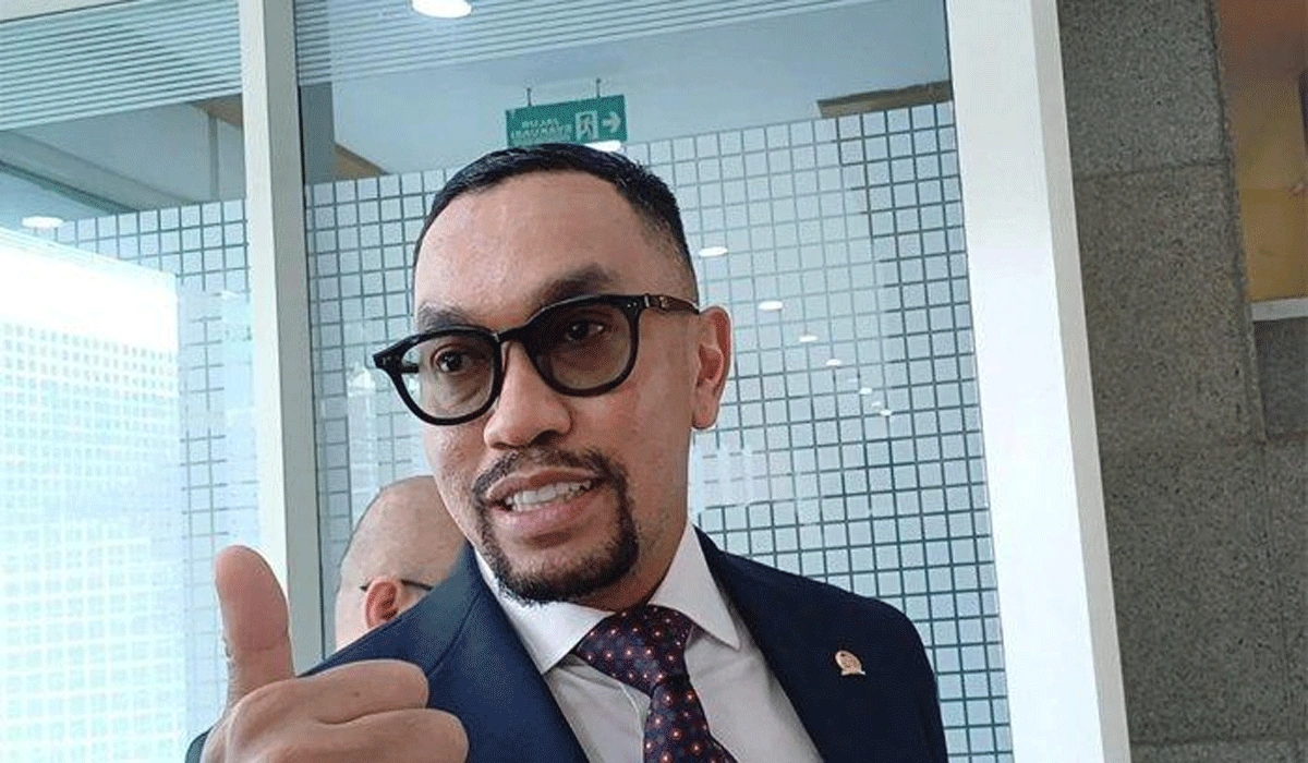 Ahmad Sahroni, Foto Viral Bersama Agus Suhartono Adalah Momen Mentoring