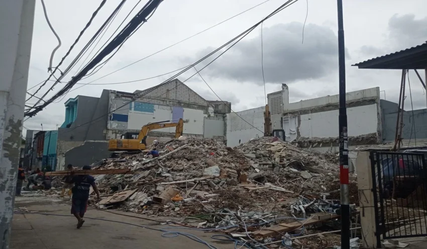 Fakta di Balik Pembongkaran Rumah Ahmad Sahroni Usai Penjarahan Agustus