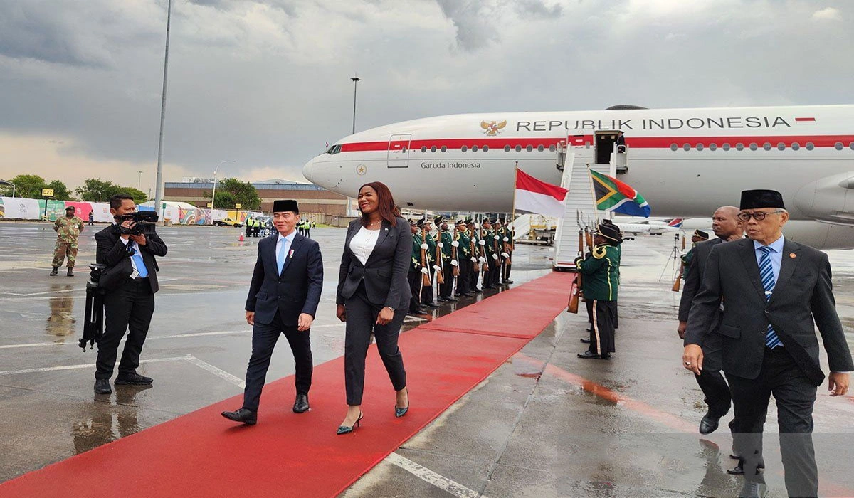 Kedatangan Gibran di KTT G20 Afrika Selatan Disambut Tradisi Pantsula