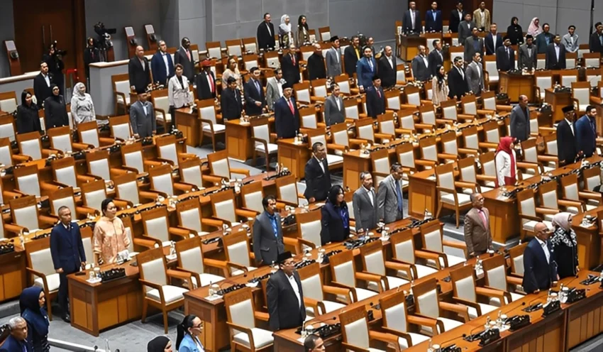 RUU Penyadapan di Meja DPR, Baleg Siapkan Pembahasan 2026