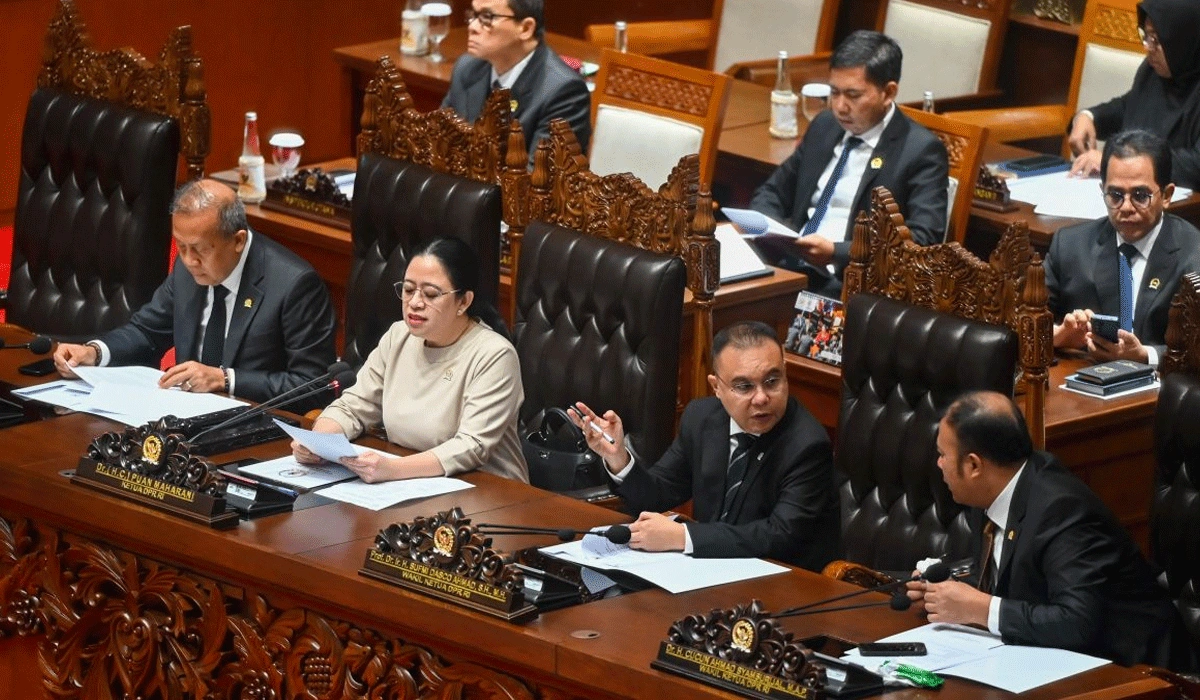 Tanggapan DPR dan Janji Keterbukaan